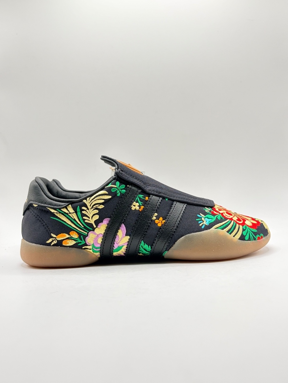 Adidas Taekwondo Mei “Floral” Core Black & Gum Slip-On Sneakers 6.5 Womens